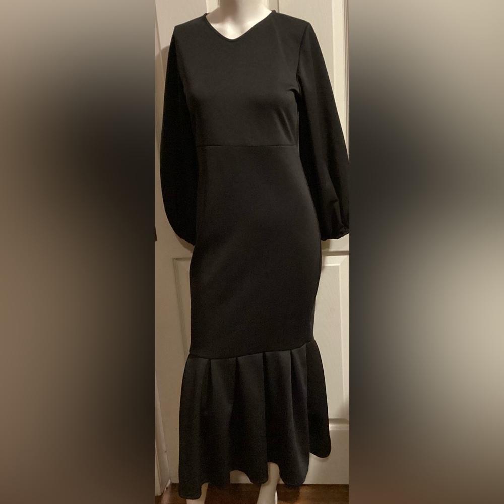 BLACK BODY CON DRESS